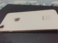 Iphone 8 64 with box for sale للبيع