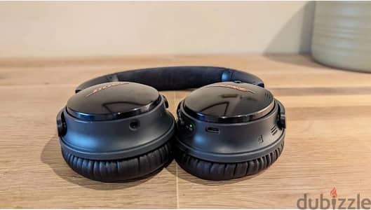 original Bose headphones with case سماعات بوص بمشتملاتها