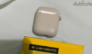 L'AVVENTO TWS Earbuds Bluetooth 5.0 with silicone Case - White
