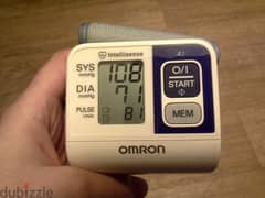 جهاز قياس الضغط Omron R2