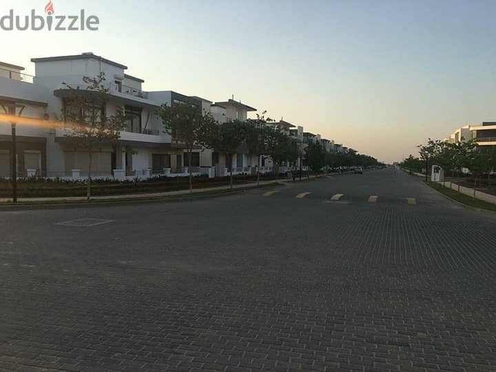 villa with 4 rooms for sale in New Cairo in Taj City Compound, 175 meters, Taj City New Cairo - very special location for the unit - double view 22