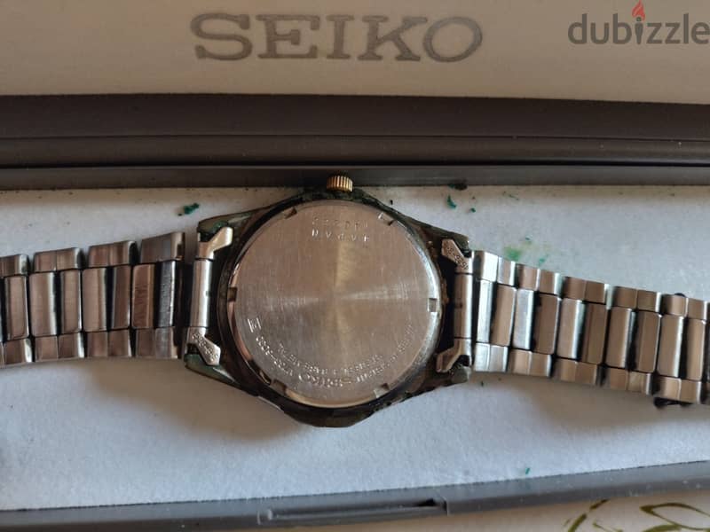 ساعة ياباني أصلي بعلبتها حالتها ممتازة SEIKO 1