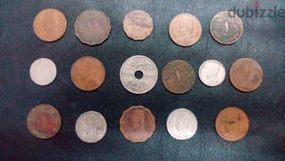 مجموعة من العملات المعدنية المصرية القديمة
