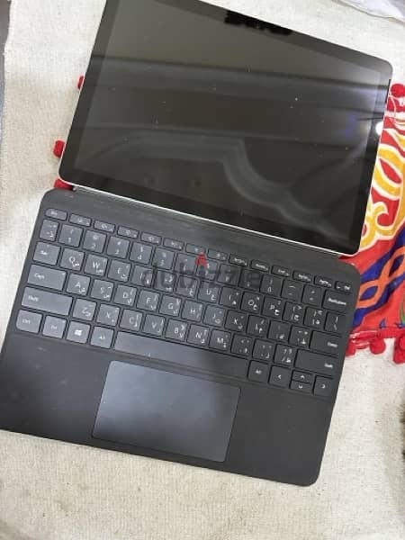 surface Go2 asnew M3 8