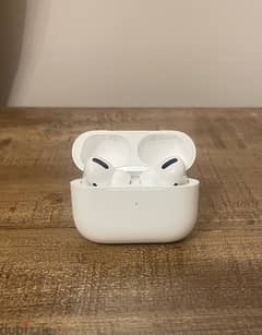 Apple AirPods Pro - Magsafe charging case