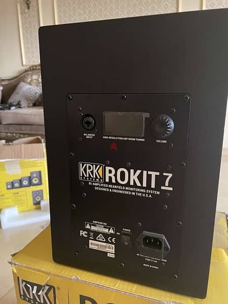 KRK system - Rokit 7 1