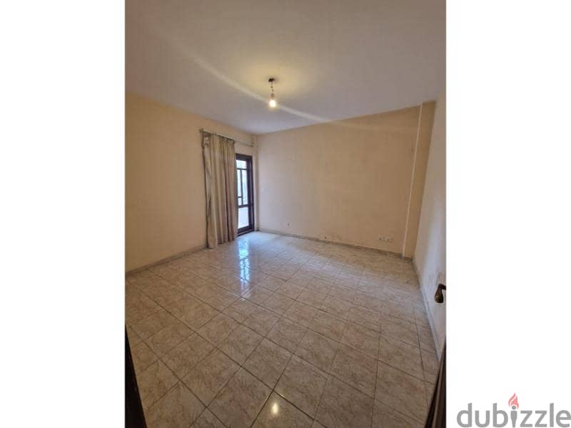 Apartment  Very Prime location fully finished 5