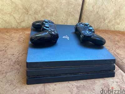 ps4 pro مع دراعين