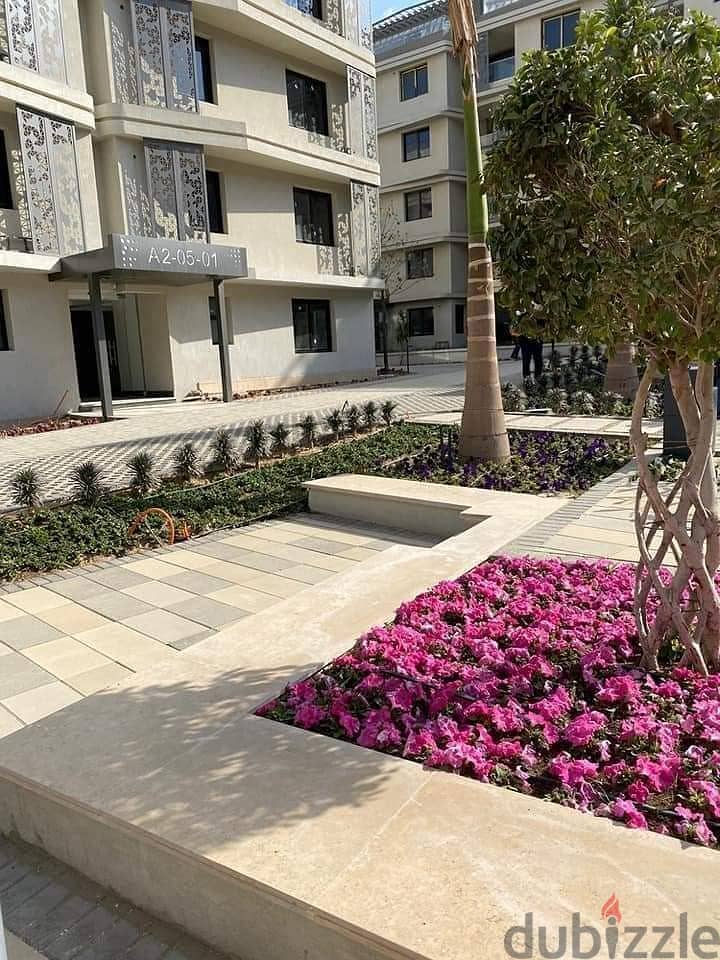 Apartment for sale in October with a 5% down payment, 3 rooms in Badya Palm Hills October, with a payment period of 10 years 1