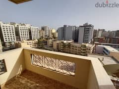 شقة للبيع مميزه في سموحه بجوار مدرسه محمد قوريم مساحه 200م برج ناصيه