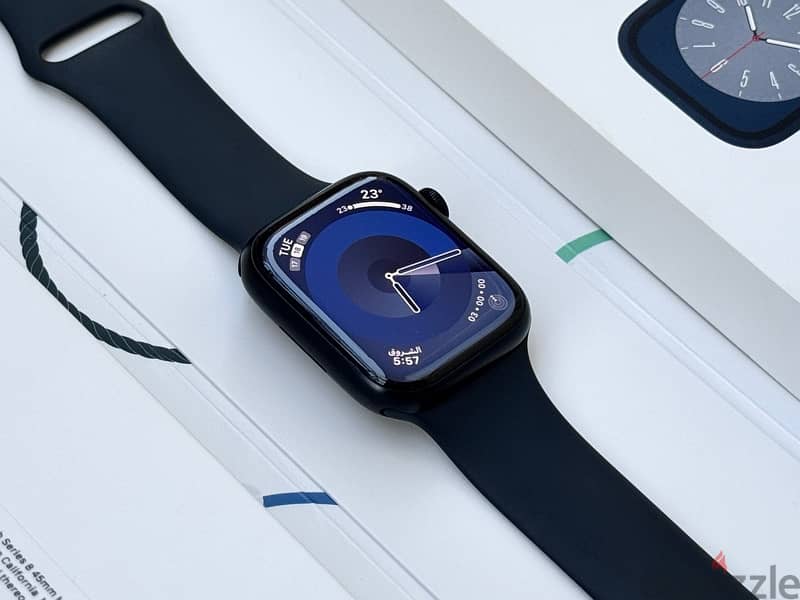 Apple Watch Series 8 (Battery 100%) 1