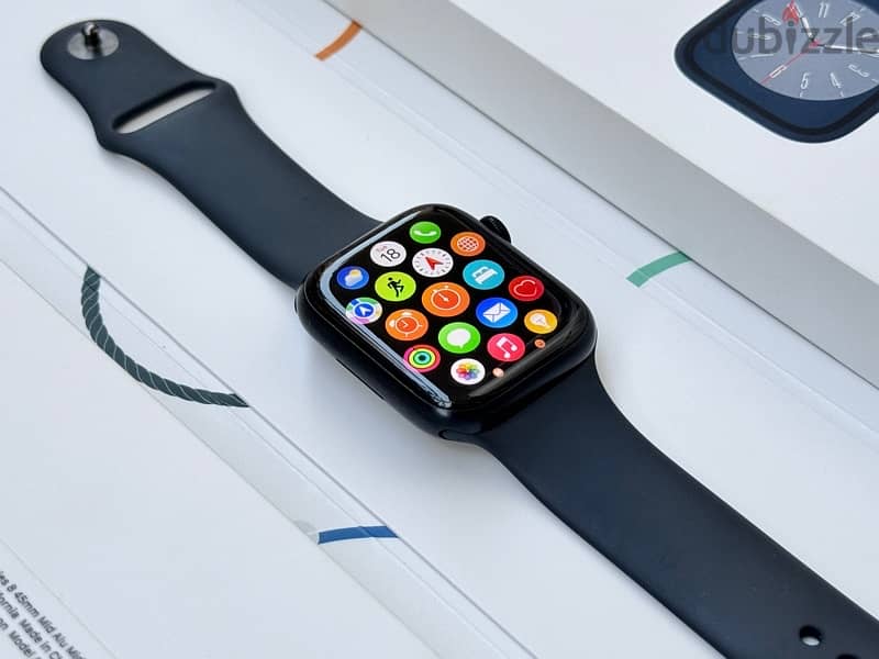 Apple Watch Series 8 (Battery 100%) 2