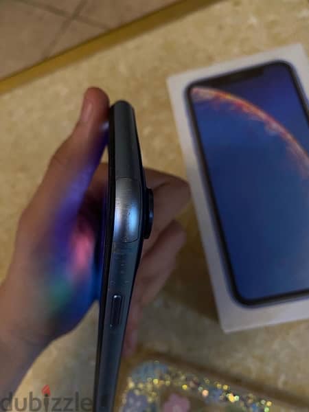 iPhone XR 128 with box 3