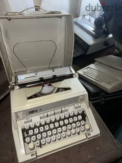 آلة كاتبة IGV3 0