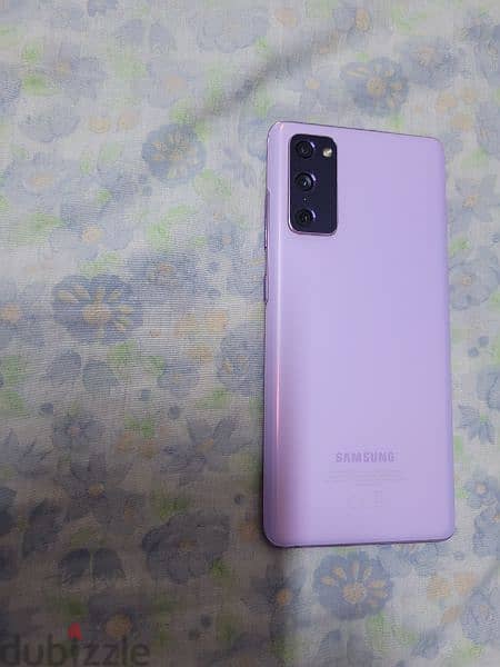 Samsung Galaxy S20 FE8/128 GB 3