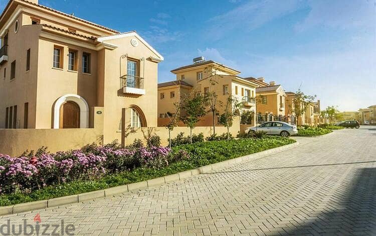 Twin house villa for sale 237m with 8 years installments in Hyde Park New Cairo  هايد بارك التجمع الخامس 44