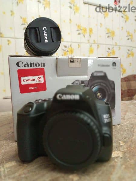 camera Canon 250d 4