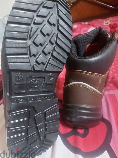 Heckel high safety work shoes
Size 42
Made in France 2