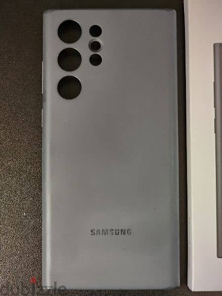Samsung S22 Ultra original covers - Samsung + Spigen 12