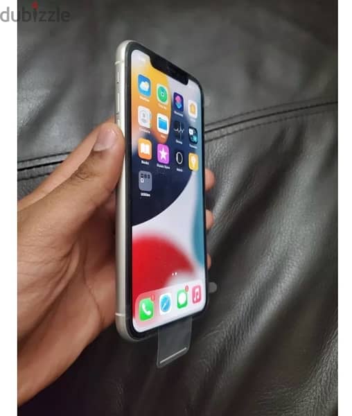 iphone 11 white 1