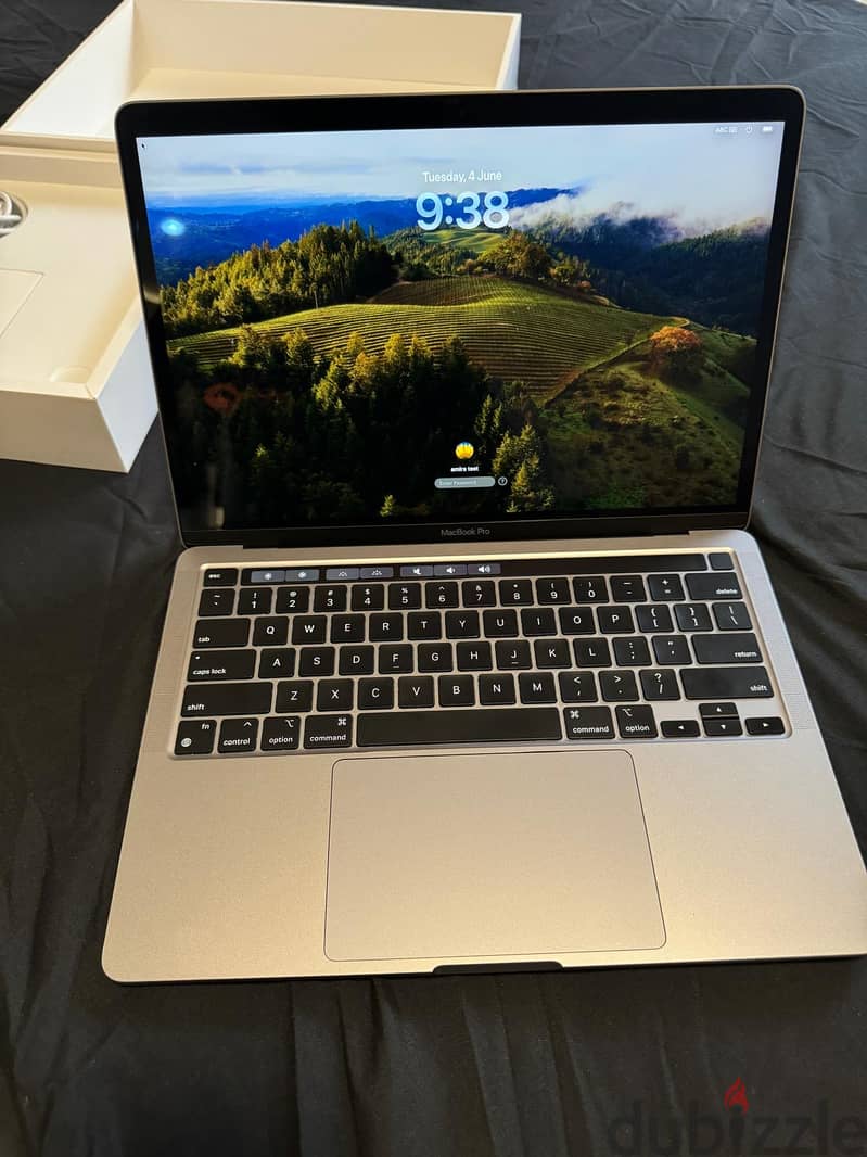 laptop apple macbook pro 2020 M1 Chip 2