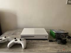Xbox One S 1TB وارد الكويت معاه ٢ دراع و ٥ العاب