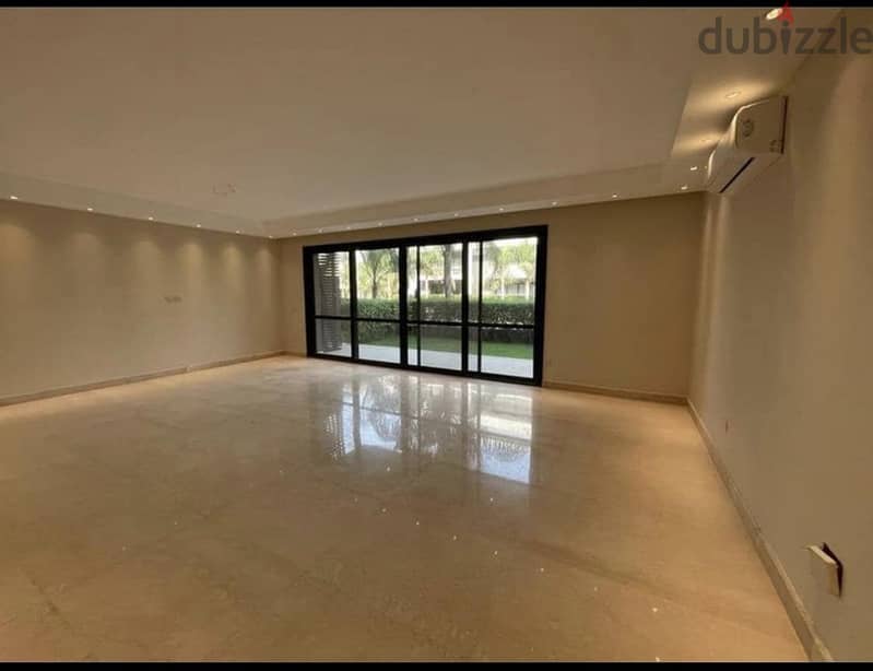 Garden apartment for sale 160 m, immediate receipt and finishing, in La Vista, El Patio 7, Fifth Settlement, next to American University, installments 10