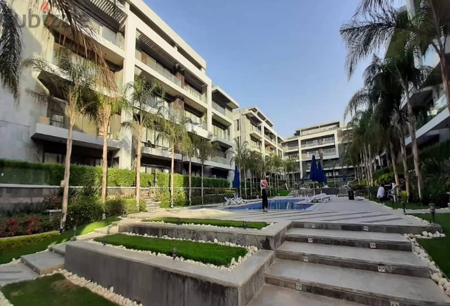 Garden apartment for sale 160 m, immediate receipt and finishing, in La Vista, El Patio 7, Fifth Settlement, next to American University, installments 33