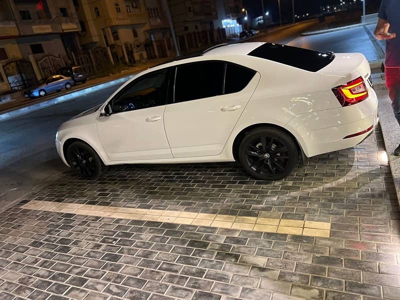 Skoda Octavia 2018 1