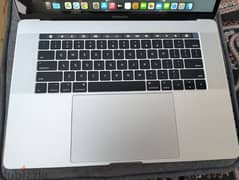 MacBook Pro (2017) 15-inch 0