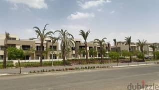 Townhouse for sale in the best location in New Cairo semi-finished, with private roof 0