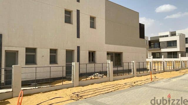 Townhouse for sale in the best location in New Cairo semi-finished, with private roof 7