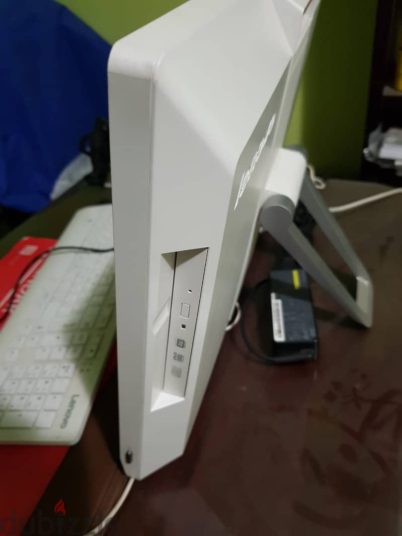 All in one desktop used like new 2