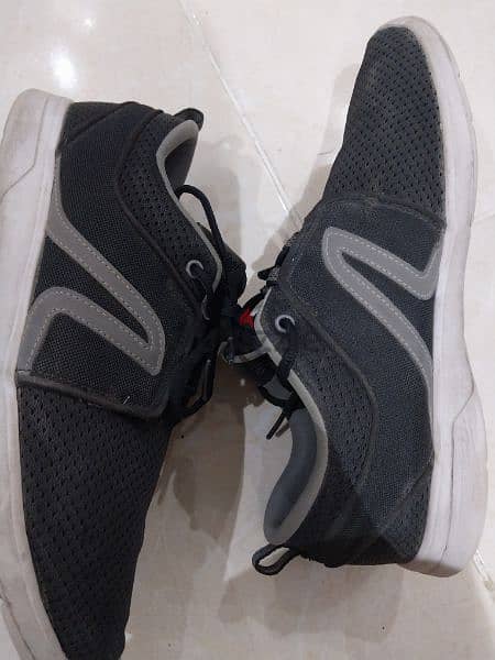 decathlon excellent condition size 42 black 0