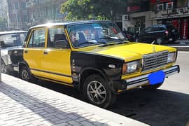 تاكسي لادا 2107 2008 عمرة موتور و عفشة كاملة رخصة سارية