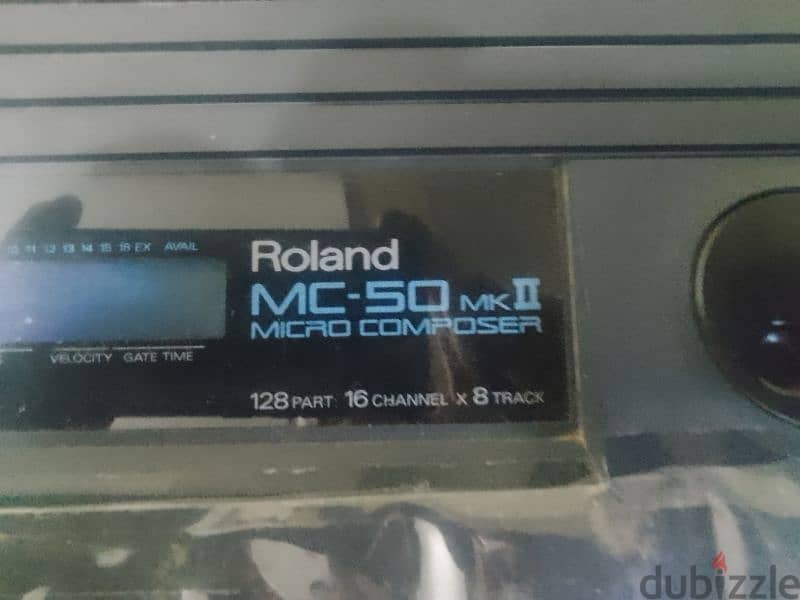 ,     سيكوينسر Roland mc50 بدل 0