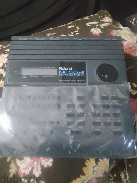 ,     سيكوينسر Roland mc50 بدل 3