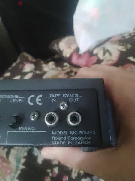 ,     سيكوينسر Roland mc50 بدل 5