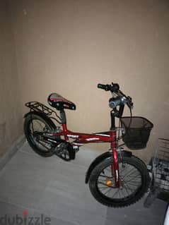 دراجه اطفال مستعمله للبيع ٢٠١٩ فيها مميزات كتير و تناسب عمر ٧ ل ١٠
