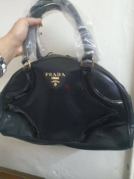 prada bag is a new one 0