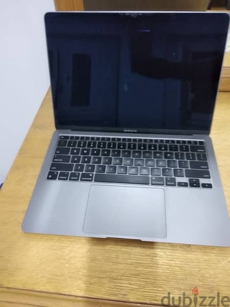 Apple Macbook Air M1 2020 للبيع 5