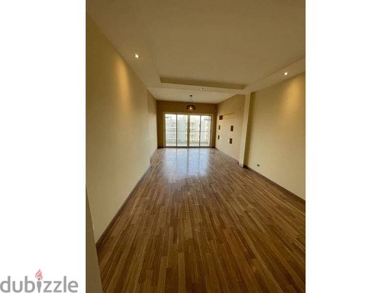 Apartment for sale  fully finished 3 bedrooms 1