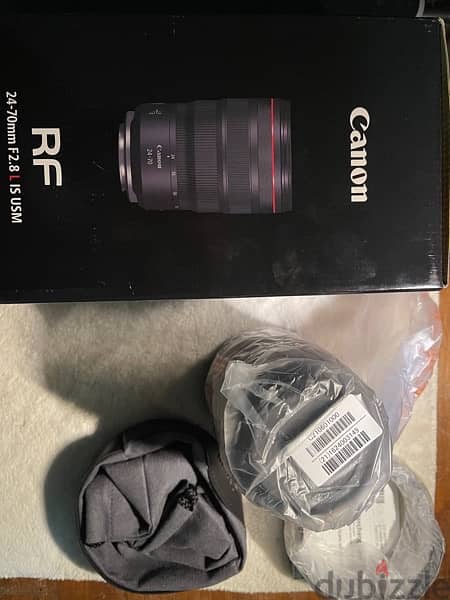 Canon RF 24-70mm f/2.8 L IS USM Lens (Never used ) 3
