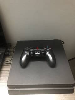 ps4 slim 500gb 2controllers