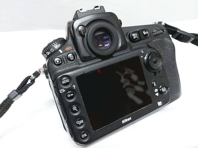 Nikon D810  . .  لعشاق الرزليوشن والكوالتي العالية 4