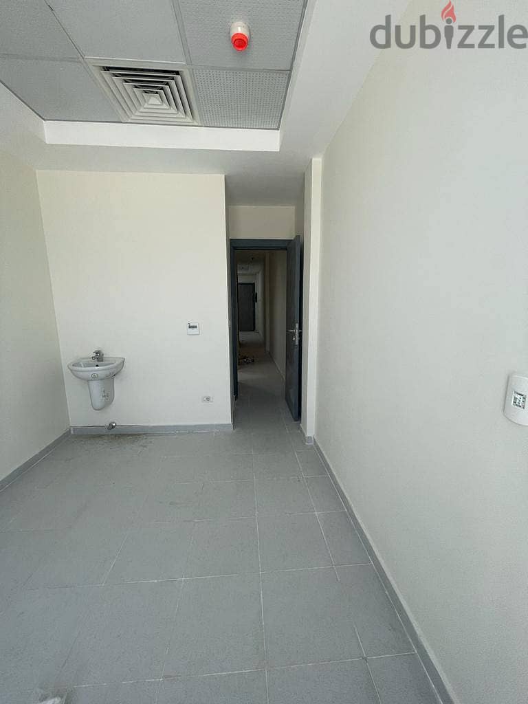 Clinic for rent 60 m in O-ZONE medical center two rooms and at a special price finished and with air conditioners - Fifth Settlement 4