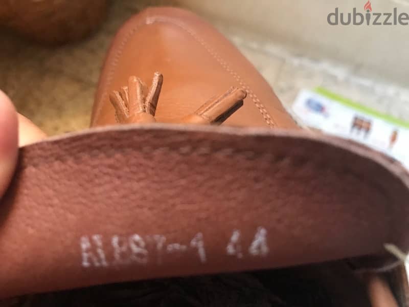 حذاء براند صناعة كندية ماركة ( ALDO ) جديد مقاس 44 4