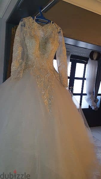 فستان زفاف خامه جميله جداا و موضه جدااا 1