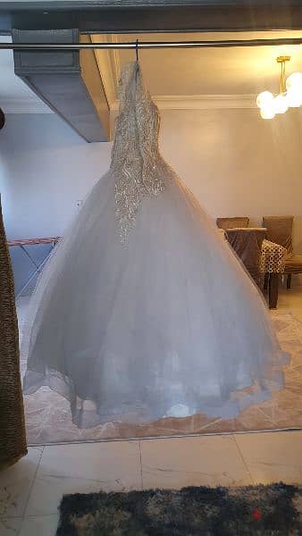 فستان زفاف خامه جميله جداا و موضه جدااا 2