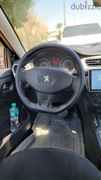 Peugeot 301 2016 4